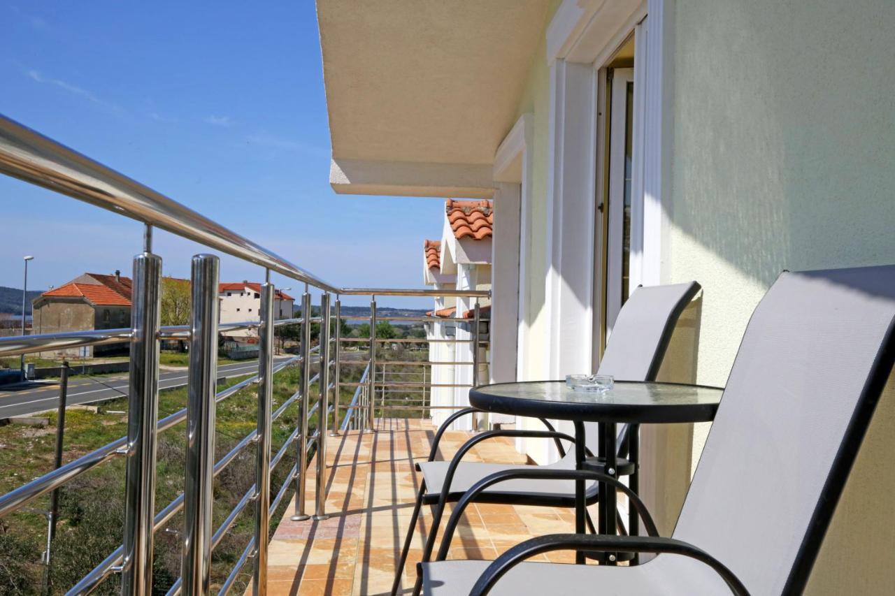 Villa Tea Donje Polje Esterno foto